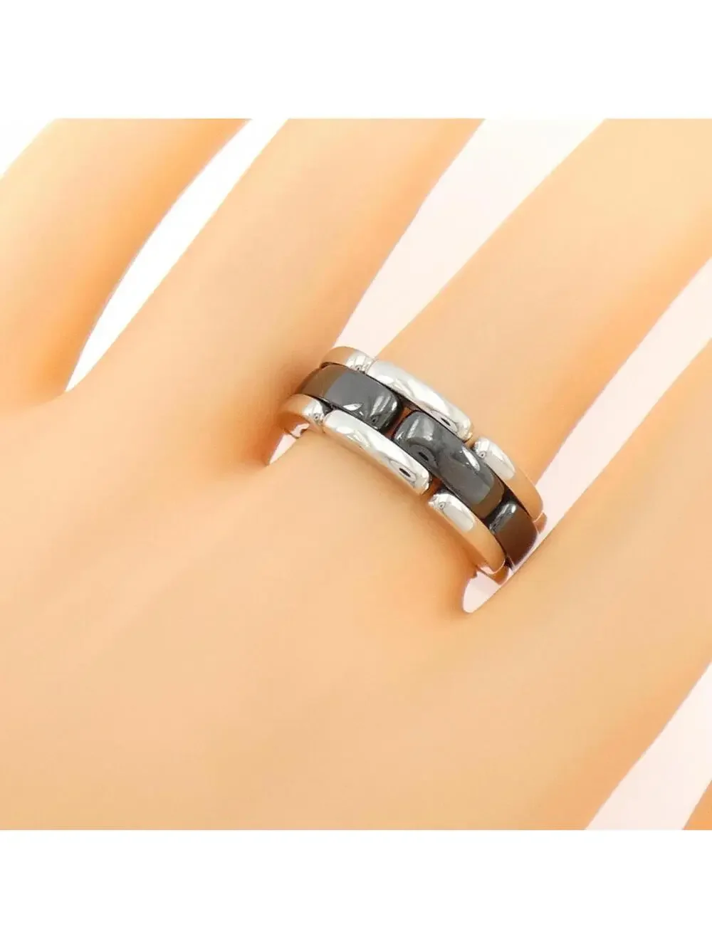 Chanel Ultra Collection Ring Ceramic #275657C25B
